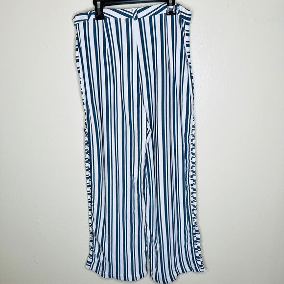 Waverly Grey Pants w Pockets 10 Blue White Stripe Wide Leg Casual Cropped Rayon - Picture 4 of 10